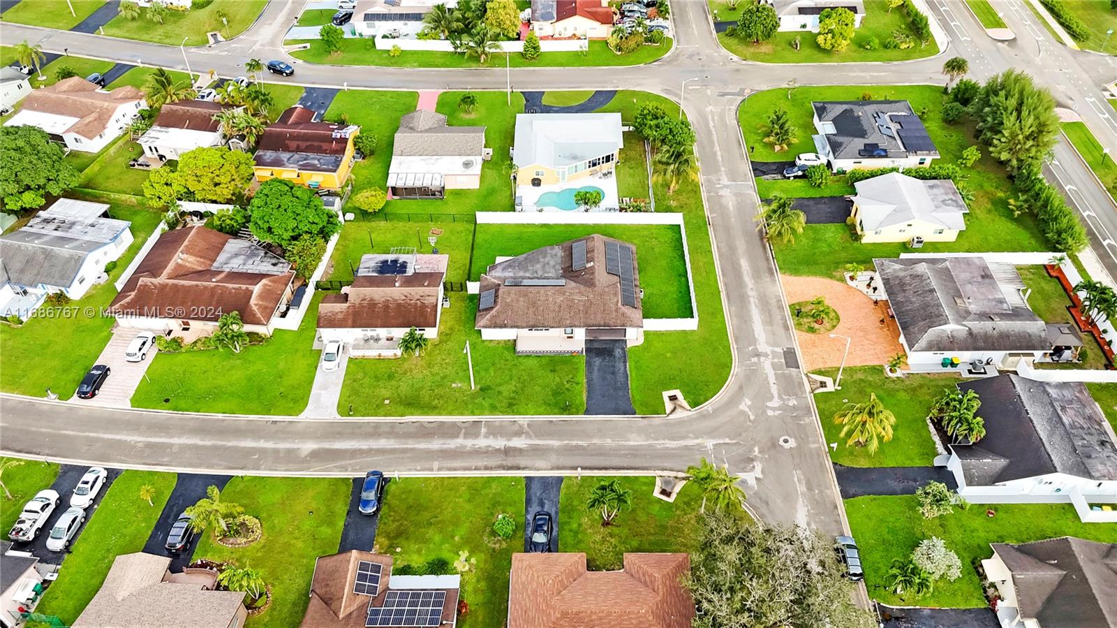 8104 NW 93rd Ter