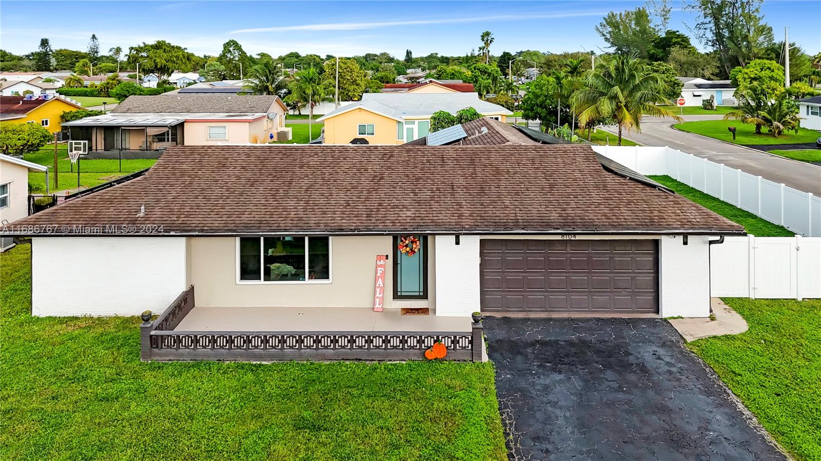 8104 Nw 93rd Ter, Tamarac, Broward County, Florida - 3 Bedrooms  
2 Bathrooms - 