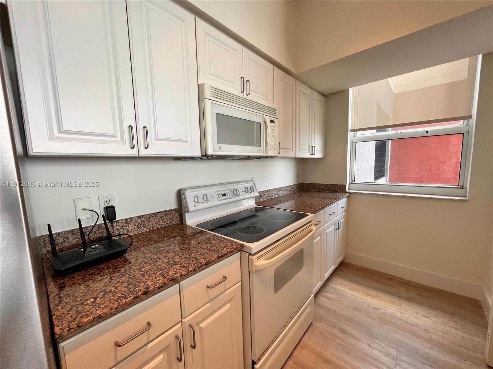 THE MARK ON BRICKELL - Residential Lease