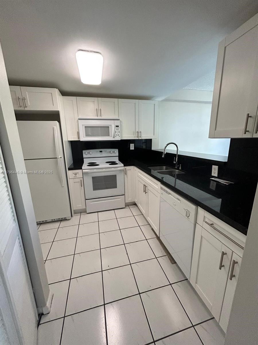 11780 SW 18th St 202-2