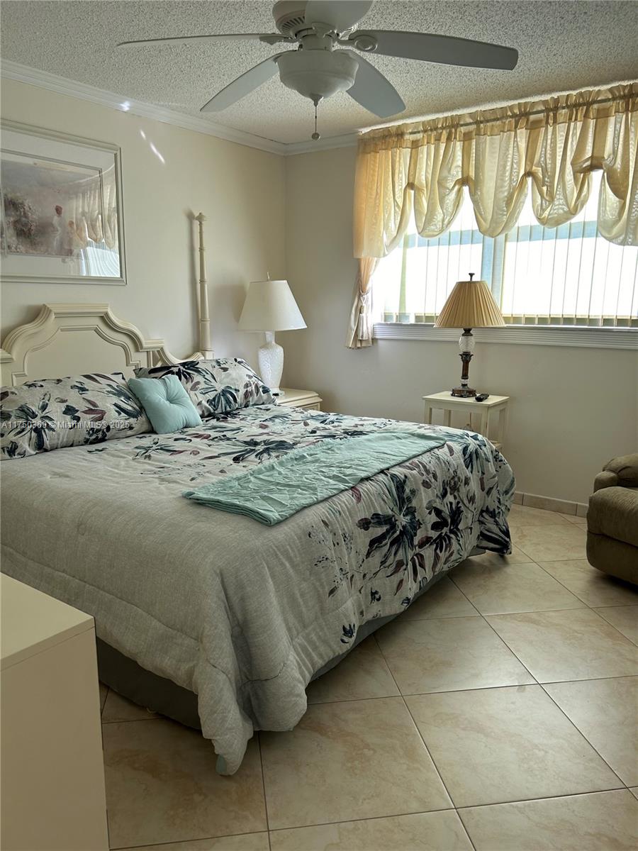 CAMBRIDGE TOWERS CONDO - Residential