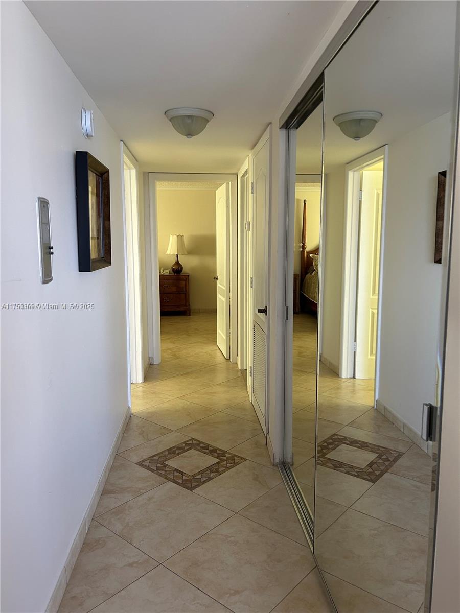 CAMBRIDGE TOWERS CONDO - Residential