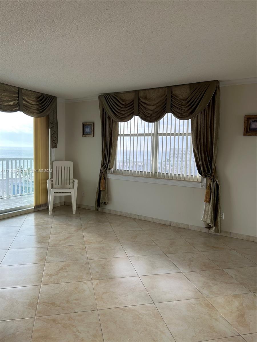 CAMBRIDGE TOWERS CONDO - Residential