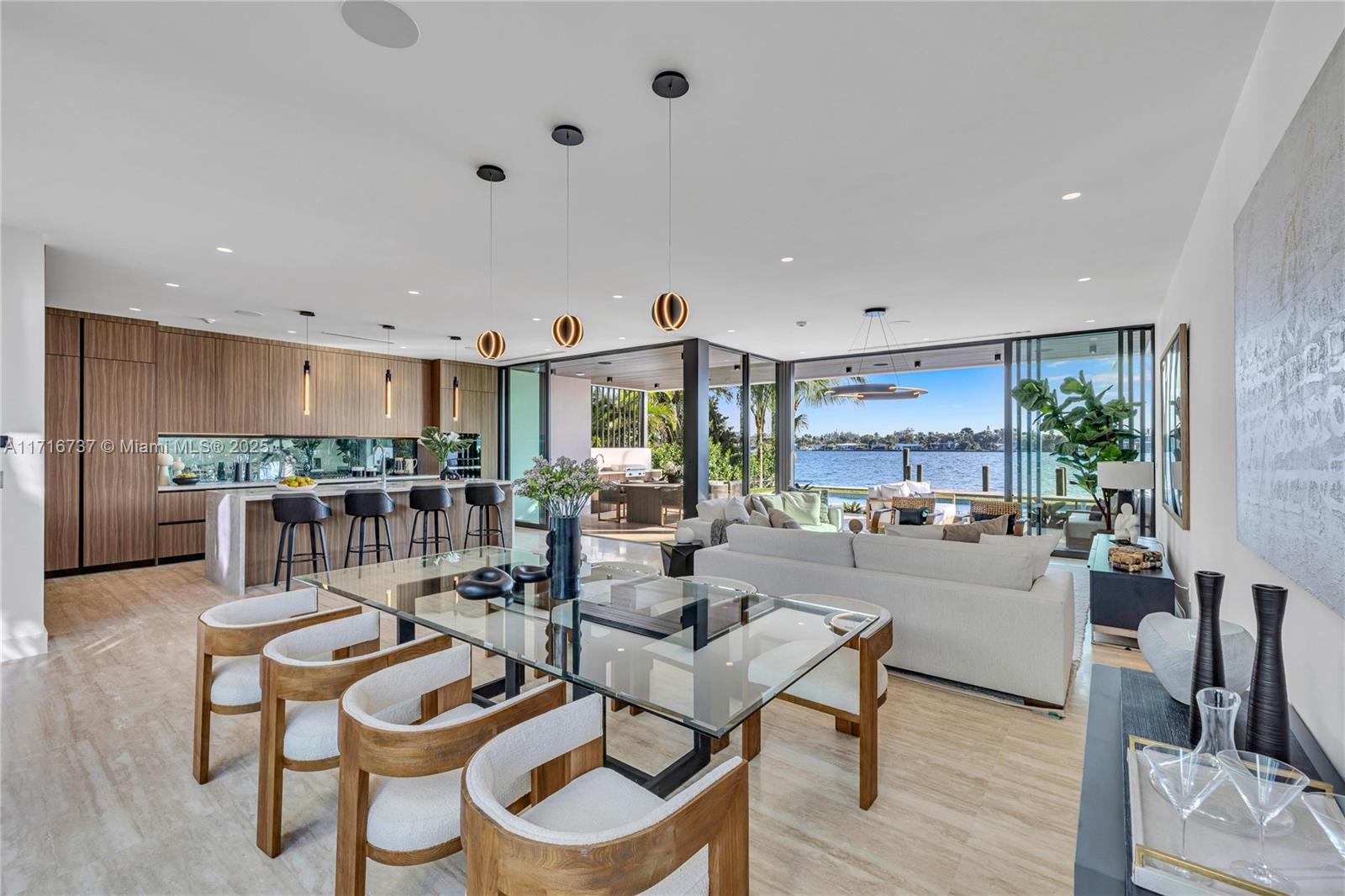 BISCAYNE BEACH-2ND ADDN - Residential