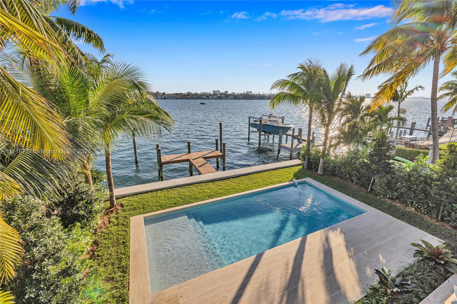 BISCAYNE BEACH-2ND ADDN - Residential