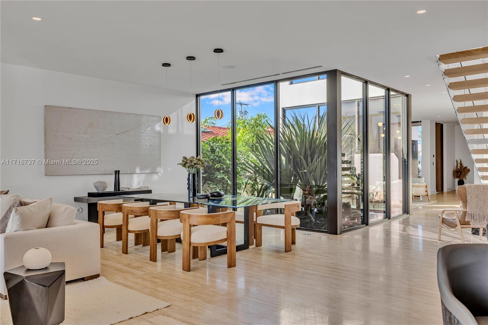 BISCAYNE BEACH-2ND ADDN - Residential