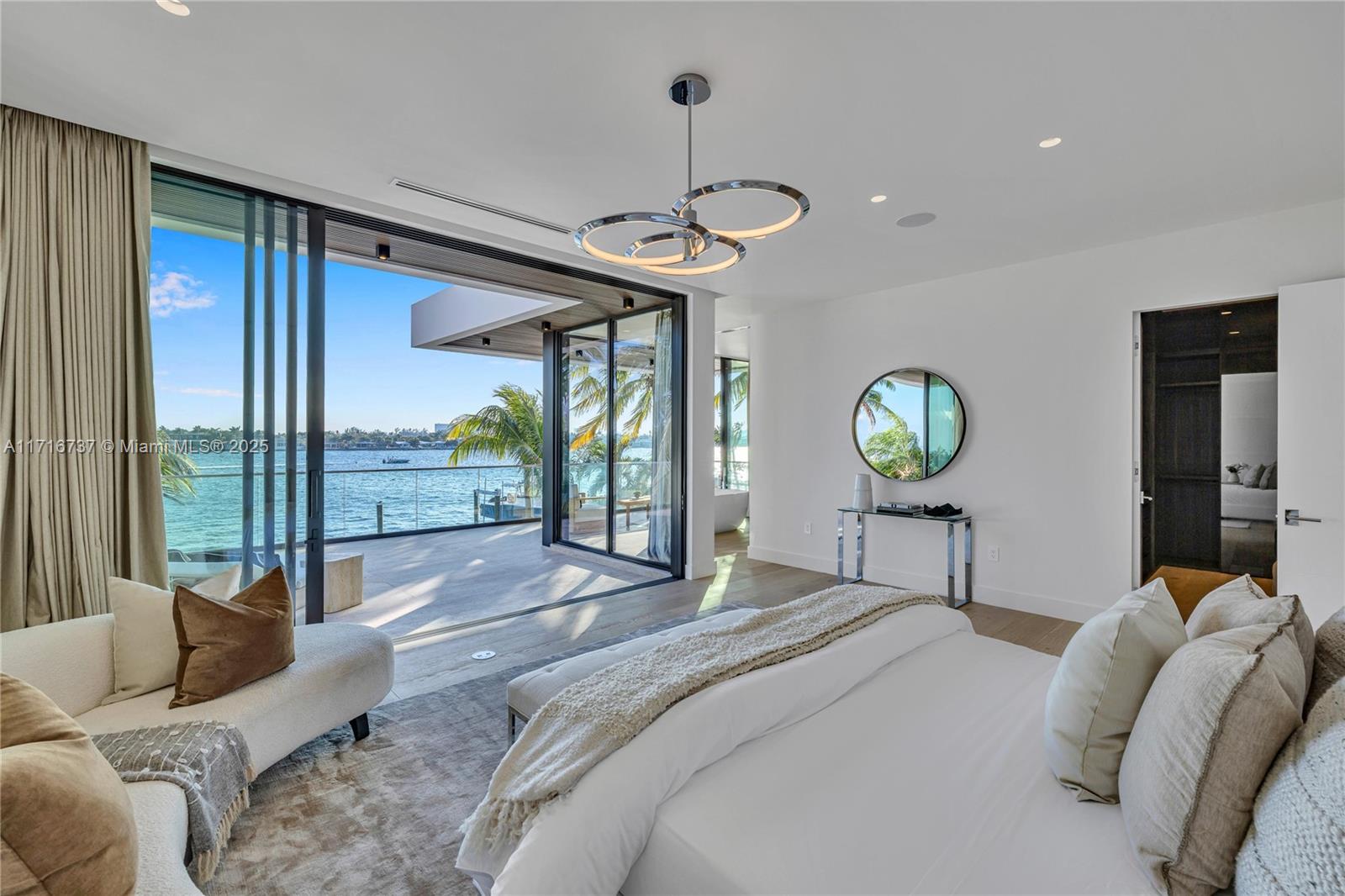 BISCAYNE BEACH-2ND ADDN - Residential