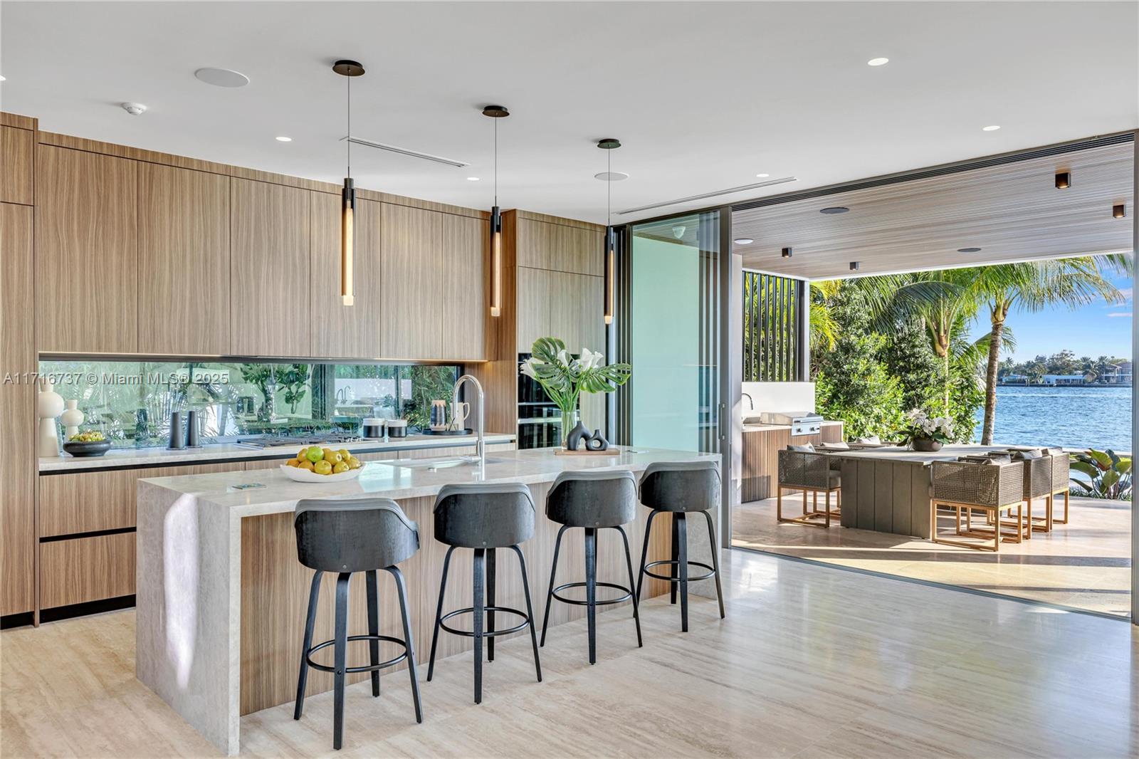 BISCAYNE BEACH-2ND ADDN - Residential