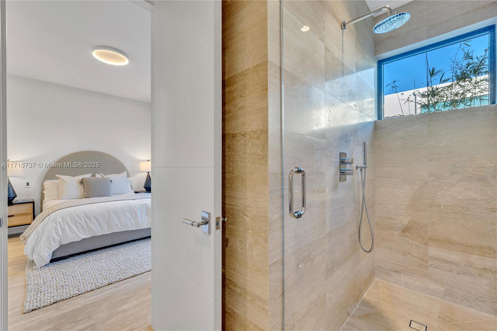 BISCAYNE BEACH-2ND ADDN - Residential