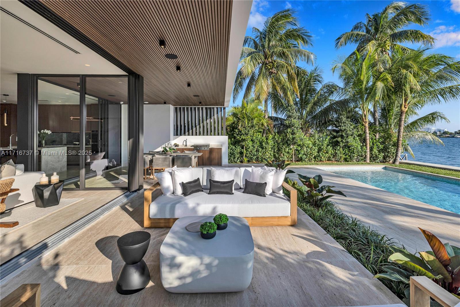 BISCAYNE BEACH-2ND ADDN - Residential