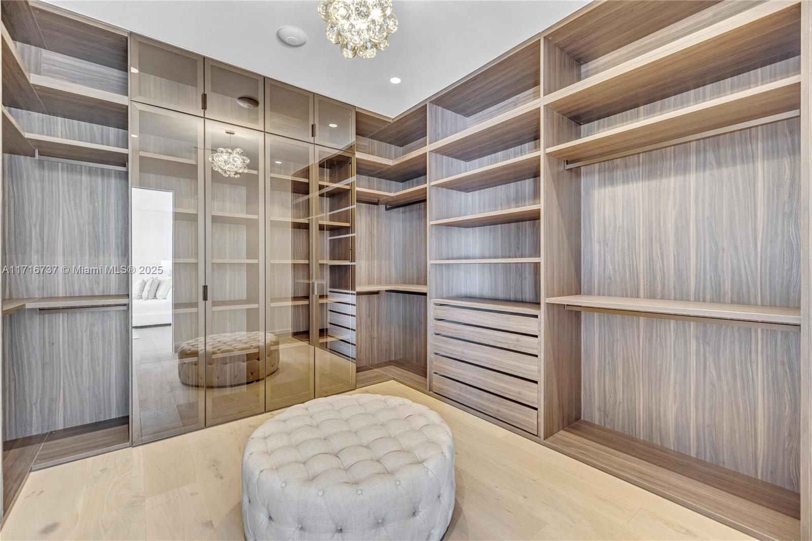 BISCAYNE BEACH-2ND ADDN - Residential