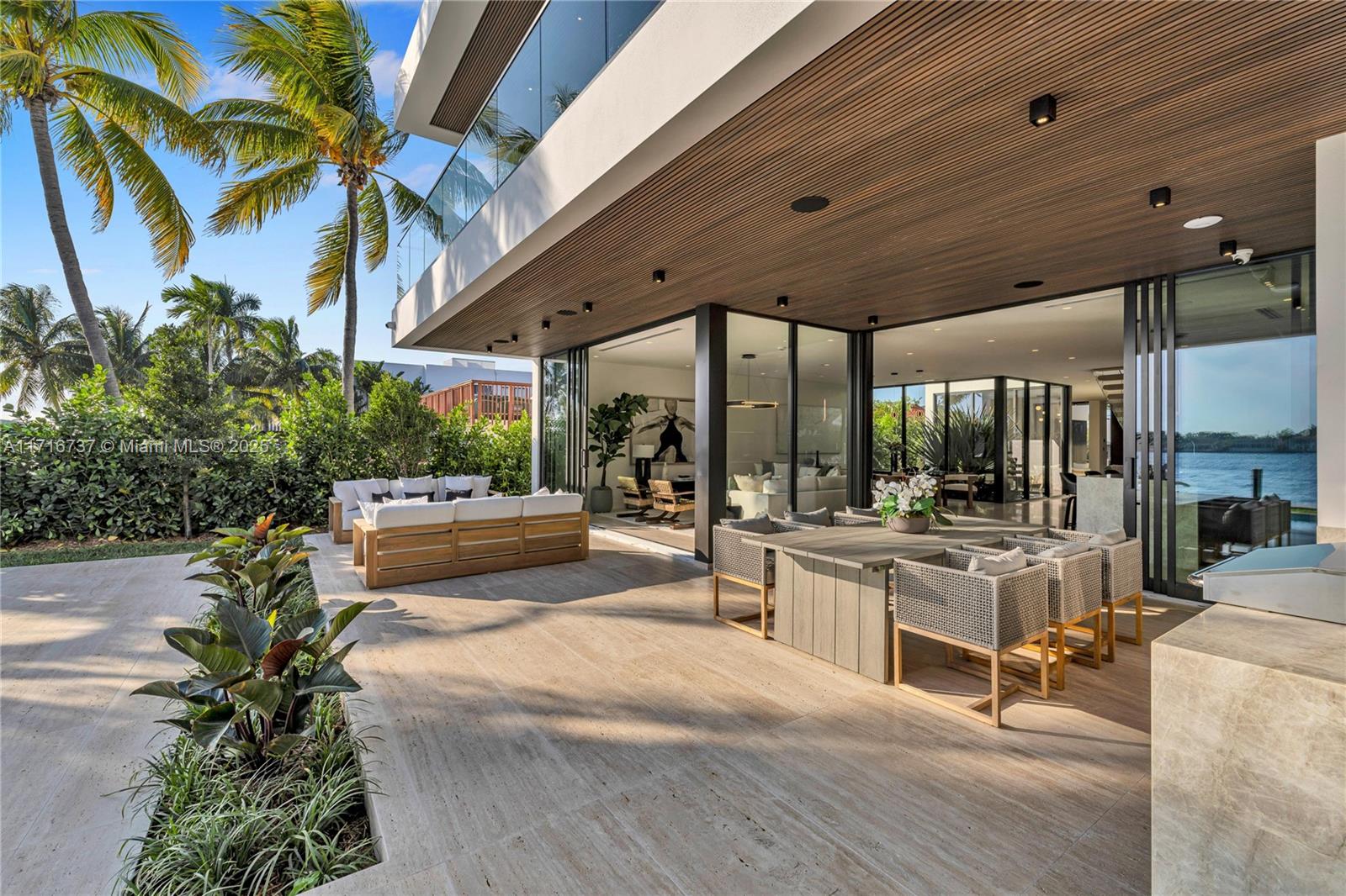 BISCAYNE BEACH-2ND ADDN - Residential