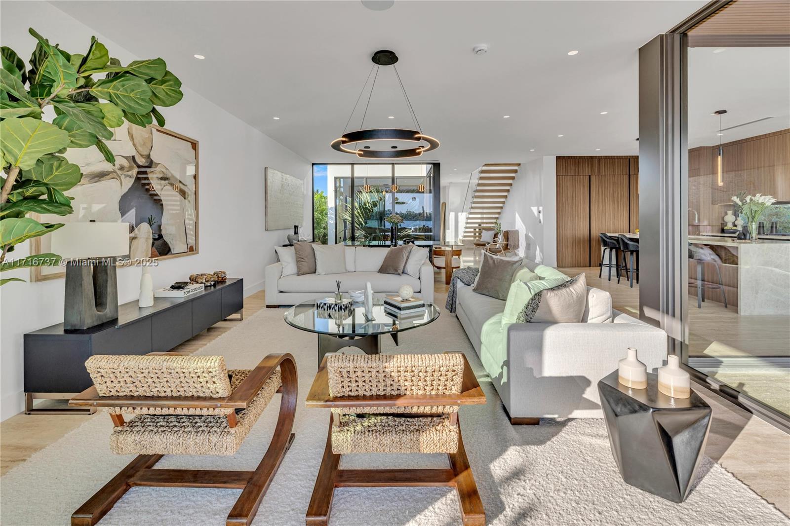 BISCAYNE BEACH-2ND ADDN - Residential