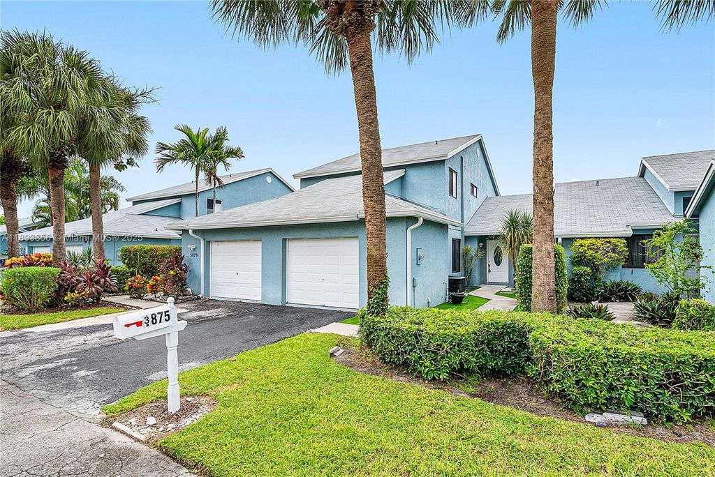 Photo of 3875 Island club w Cir, Lantana, FL 33462 (MLS # A11893856)