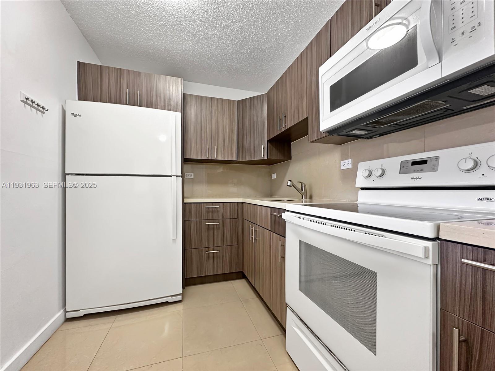 VILLA BELLINI CONDO - Residential Lease