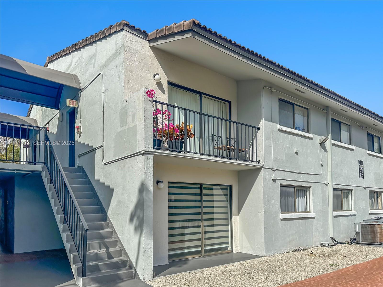 VILLA BELLINI CONDO - Residential Lease