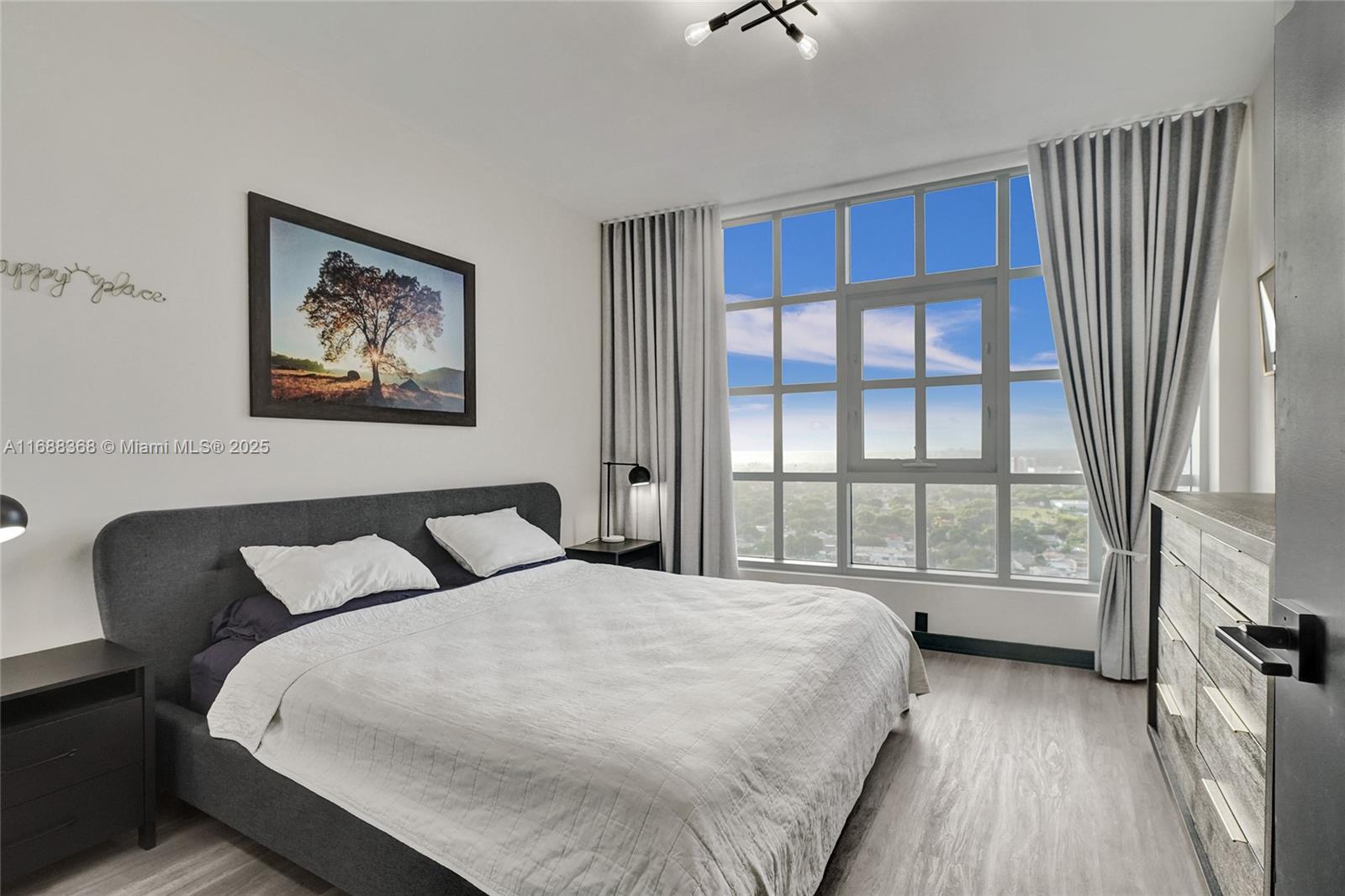 FOUR MIDTOWN MIAMI CONDO - Residential