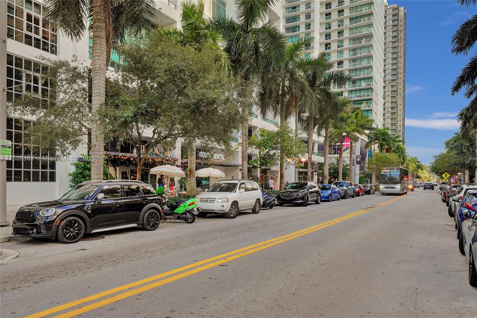 FOUR MIDTOWN MIAMI CONDO - Residential