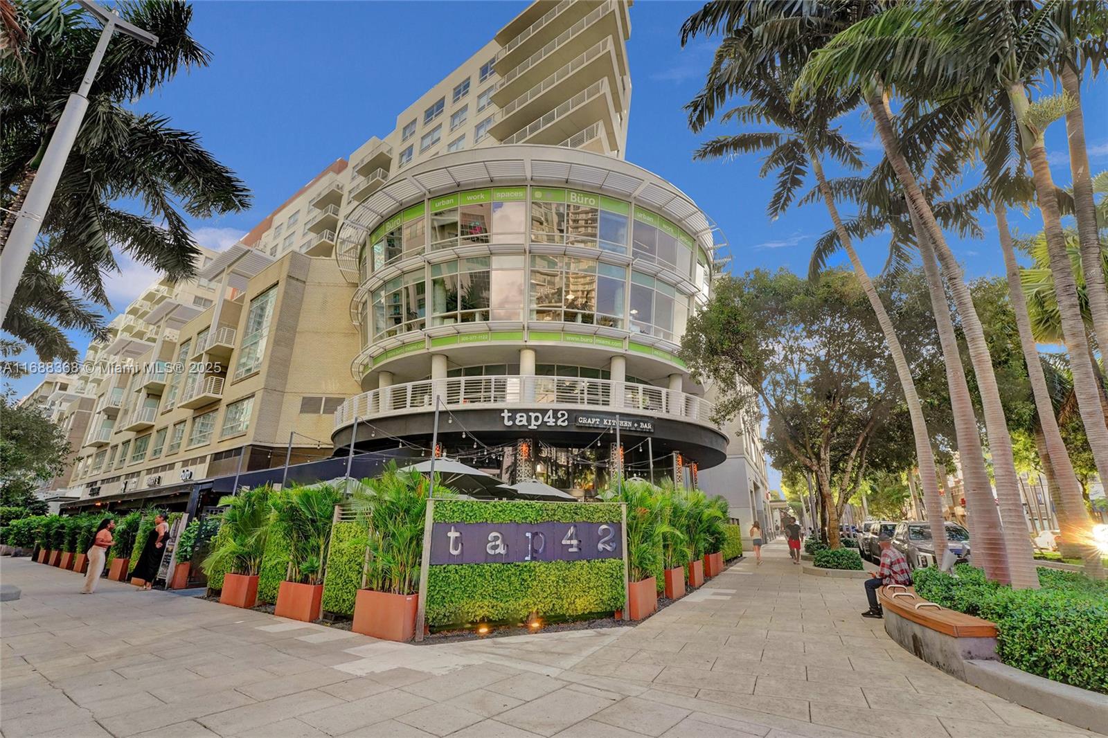 FOUR MIDTOWN MIAMI CONDO - Residential