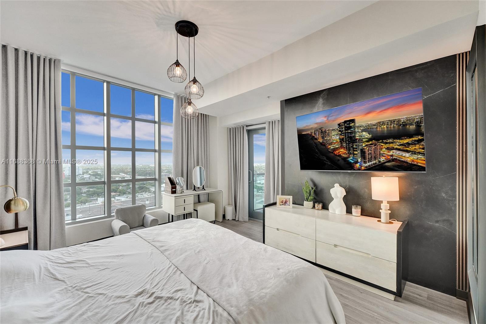 FOUR MIDTOWN MIAMI CONDO - Residential