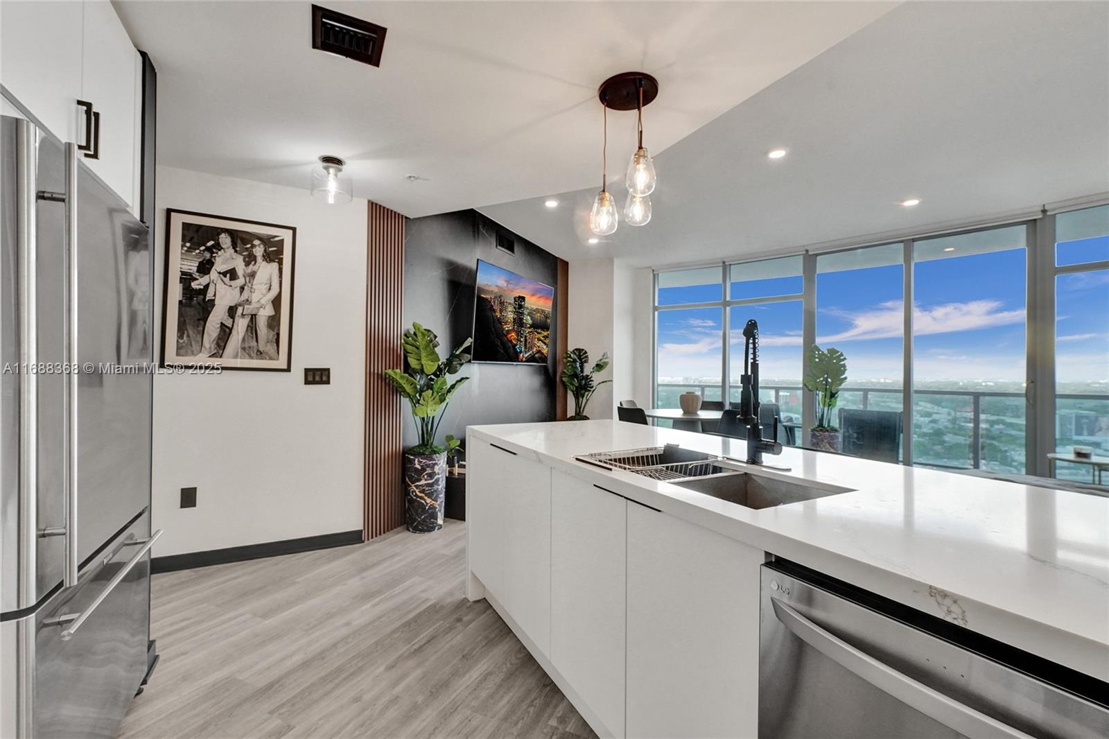 FOUR MIDTOWN MIAMI CONDO - Residential