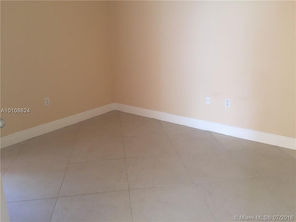 Courtyards At Davie Condo - Residential Lease