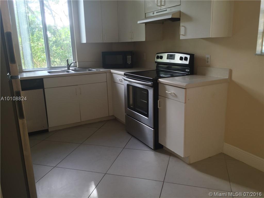 Courtyards At Davie Condo - Residential Lease