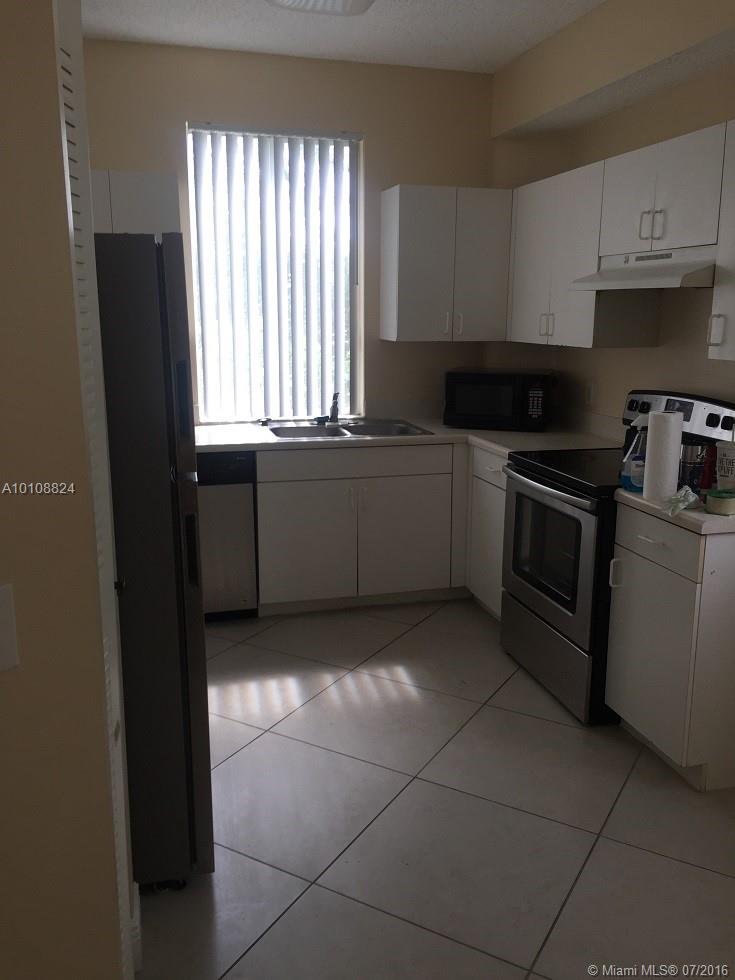 Courtyards At Davie Condo - Residential Lease
