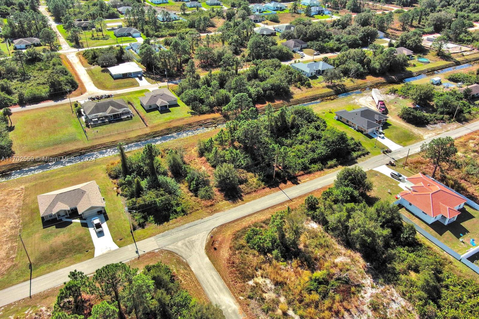 LEHIGH ACRES - Land