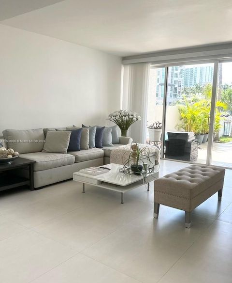 330 Poinciana Dr 1002 Sunny Isles Beach FL 33160