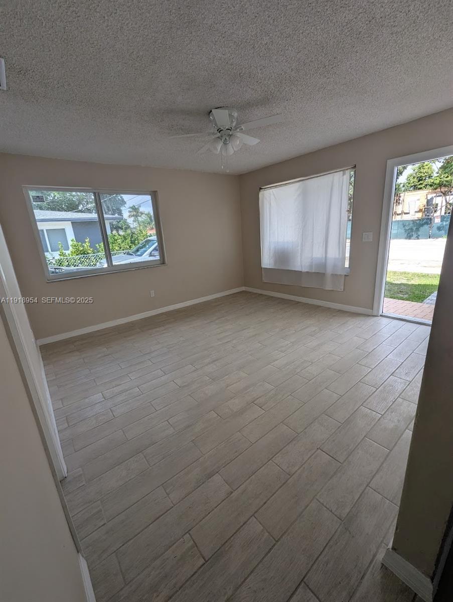 RIVERSEDGE - Residential Lease