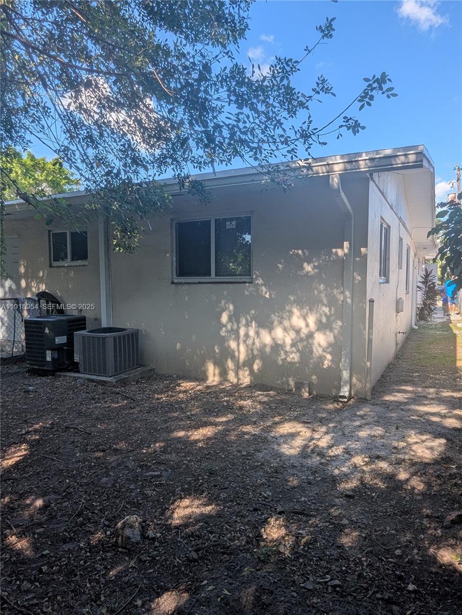 RIVERSEDGE - Residential Lease