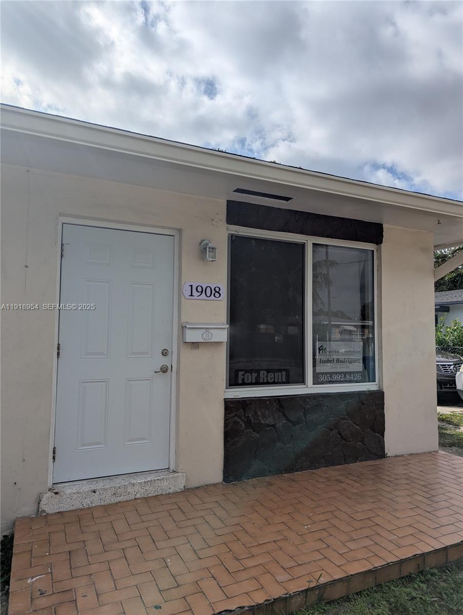 RIVERSEDGE - Residential Lease