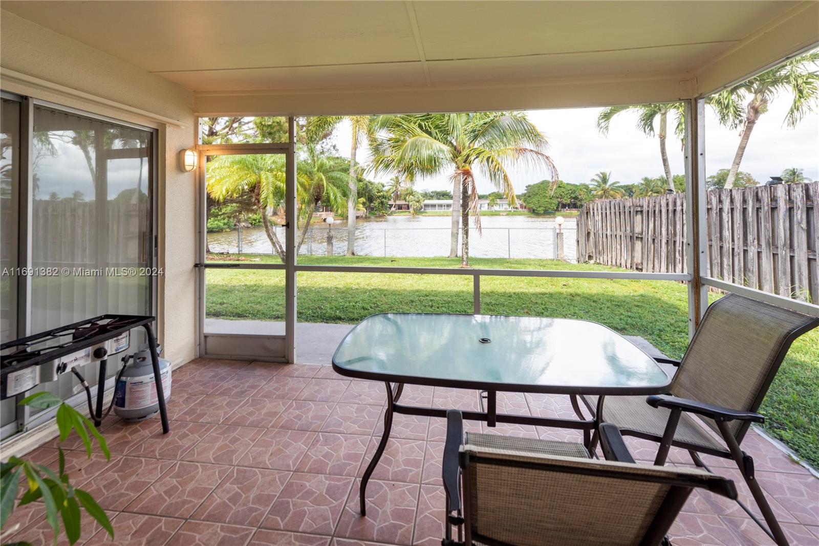 12021 Nw 31st Pl Pl, Sunrise, Miami-Dade County, Florida - 3 Bedrooms  
2 Bathrooms - 