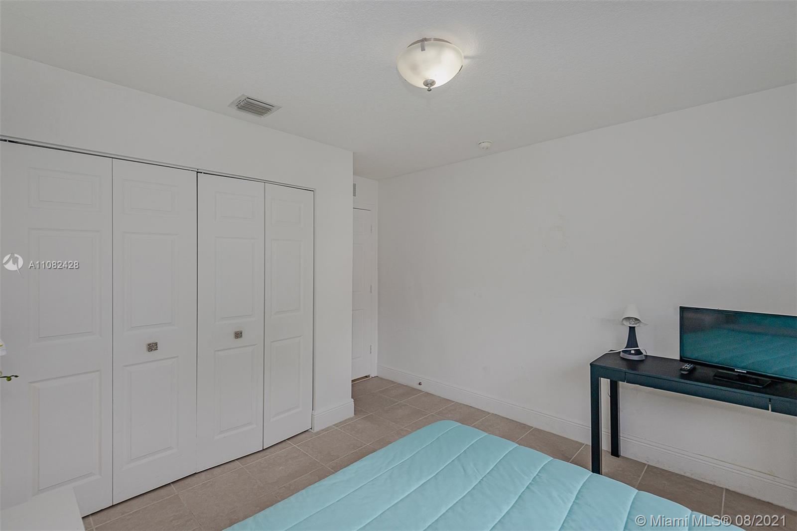 PELICAN BAY AT OLD CUTLER - Residential