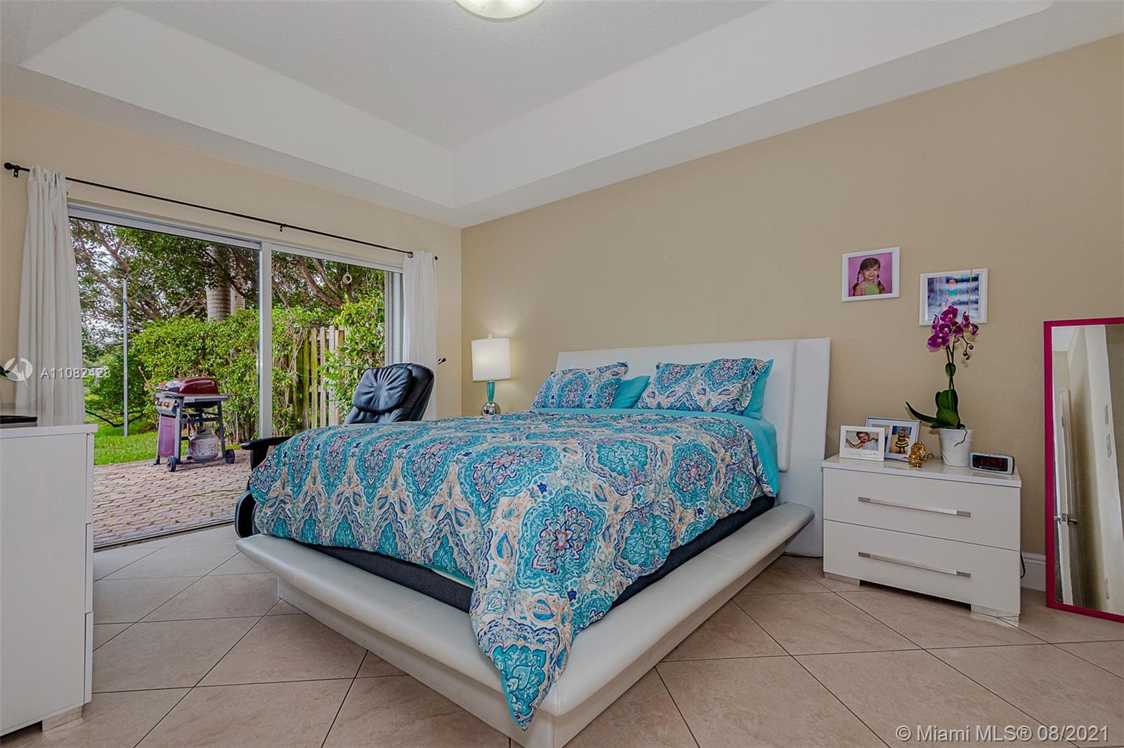 PELICAN BAY AT OLD CUTLER - Residential