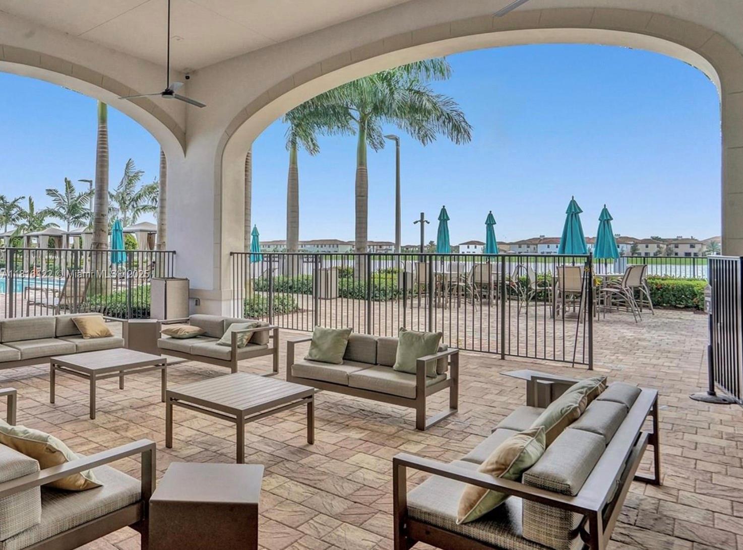 AQUABELLA NORTH REPLAT - Residential Lease