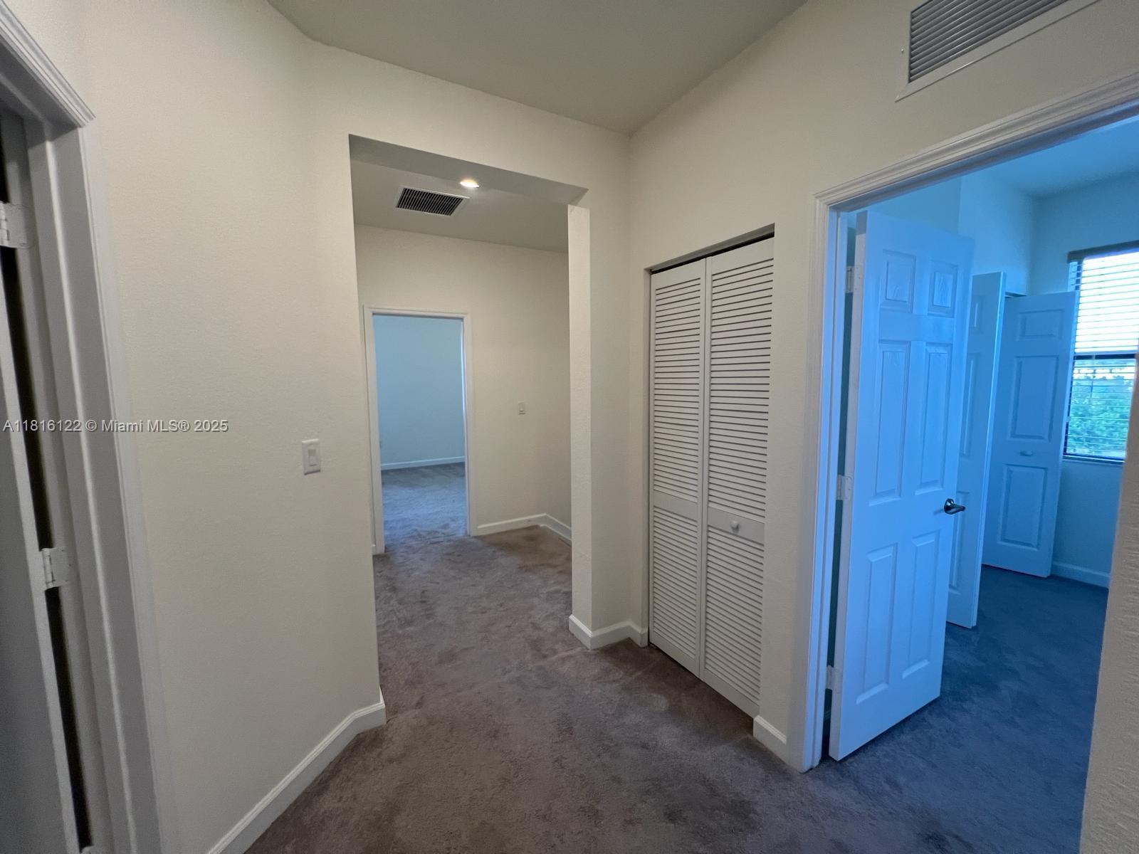 AQUABELLA NORTH REPLAT - Residential Lease