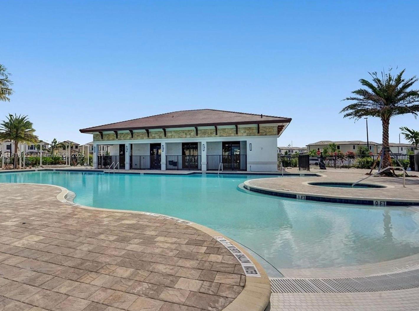 AQUABELLA NORTH REPLAT - Residential Lease