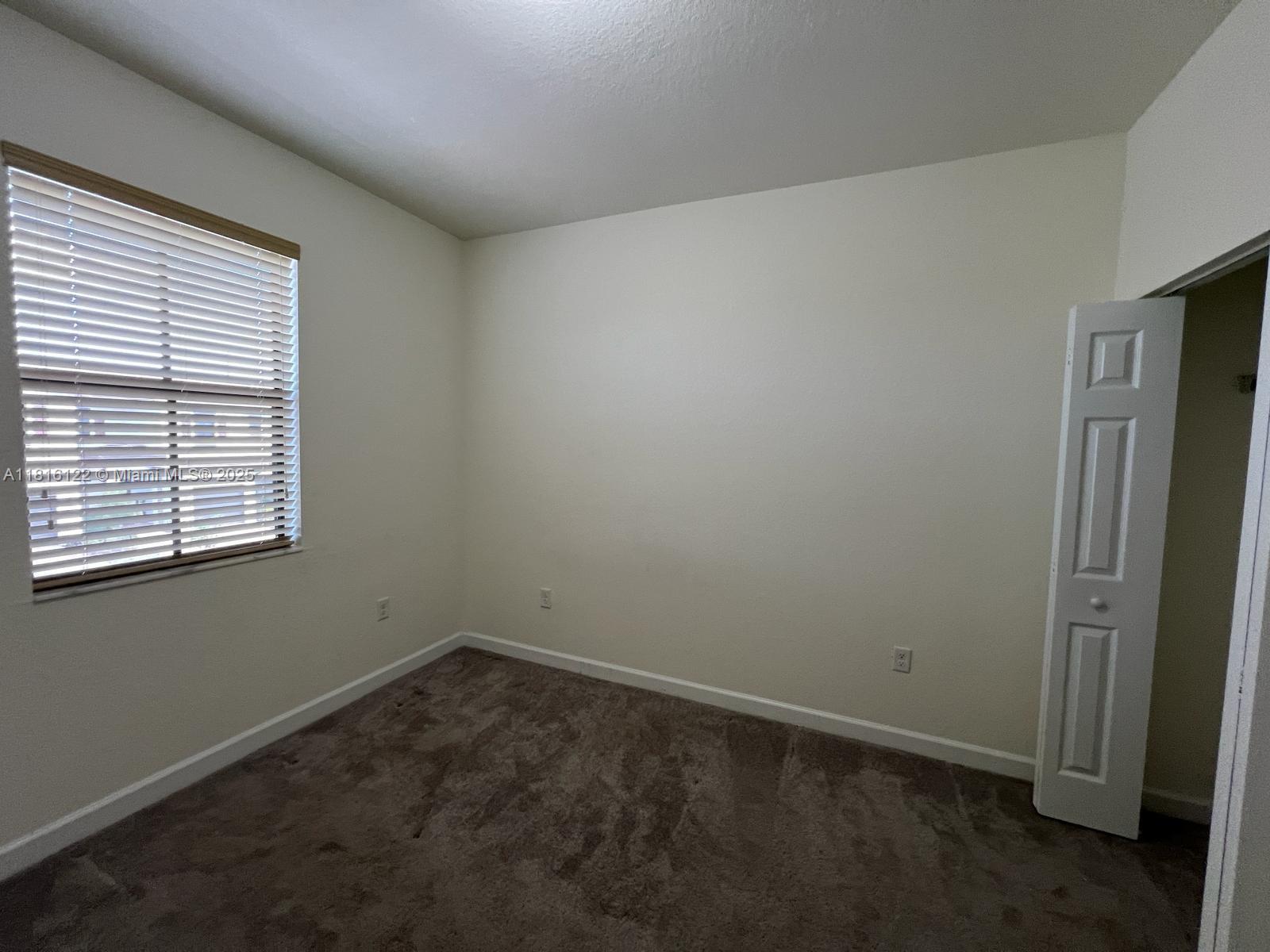 AQUABELLA NORTH REPLAT - Residential Lease