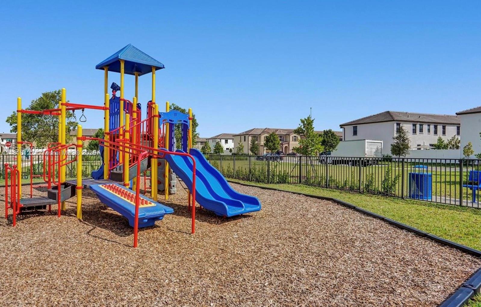 AQUABELLA NORTH REPLAT - Residential Lease