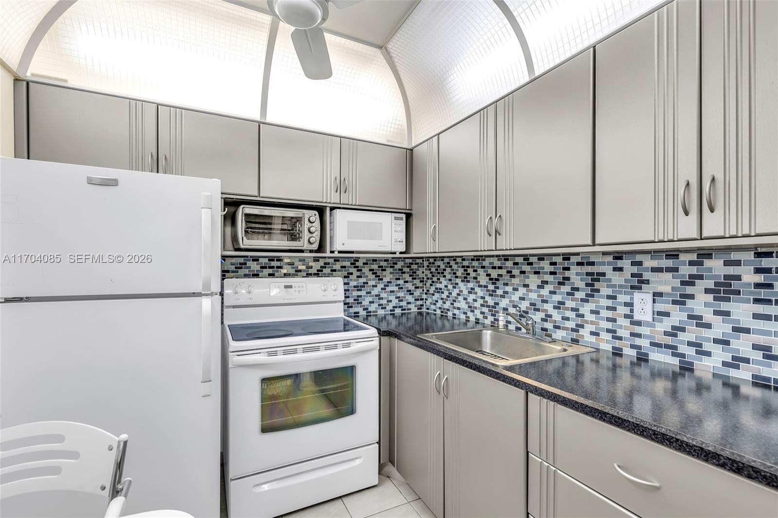 BERKSHIRE B CONDO - Residential