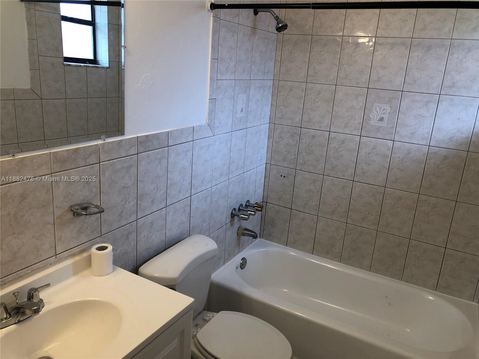 DIXIE HEIGHTS GARDEN - Residential