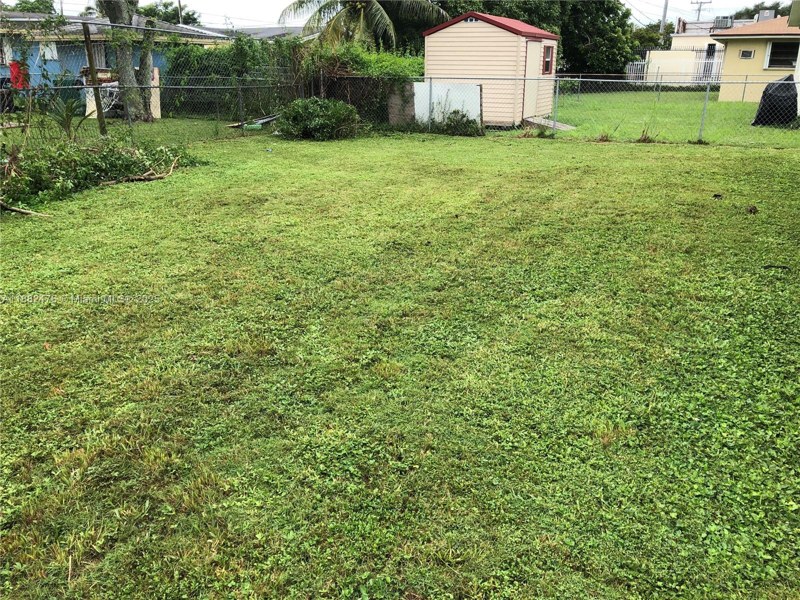 DIXIE HEIGHTS GARDEN - Residential