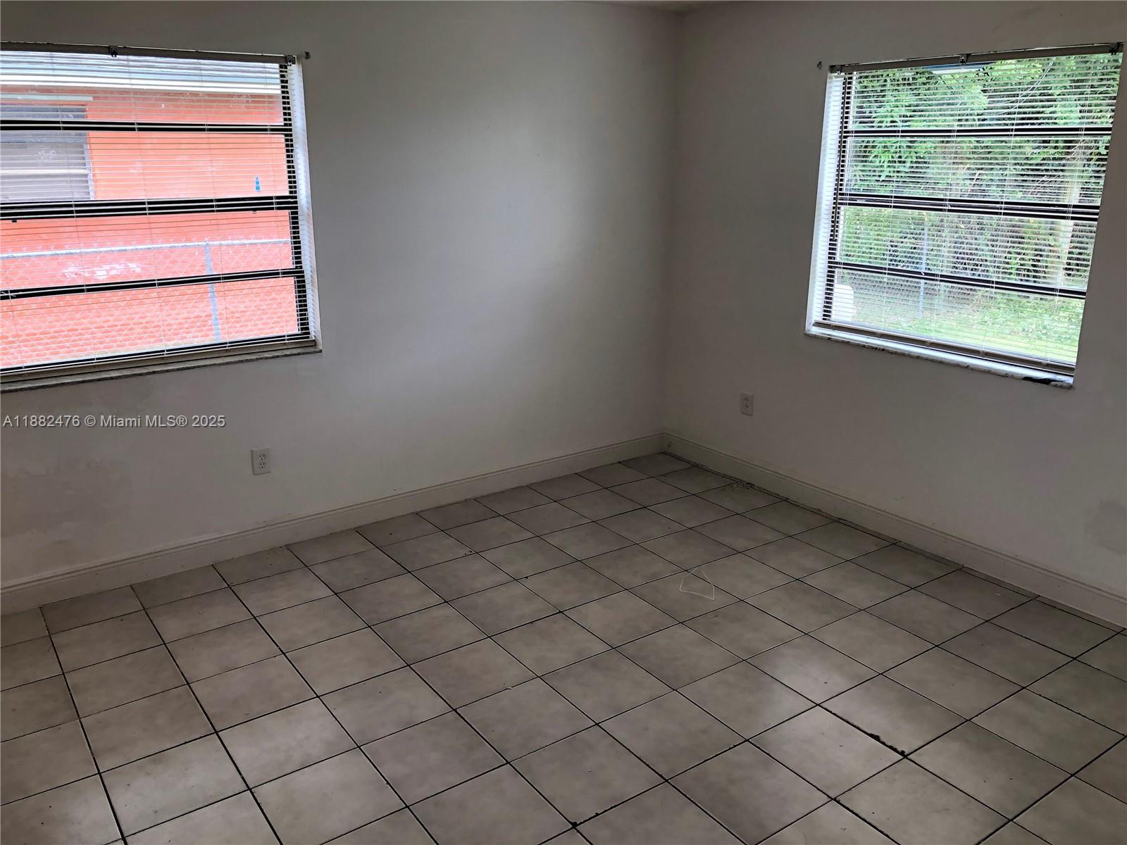 DIXIE HEIGHTS GARDEN - Residential