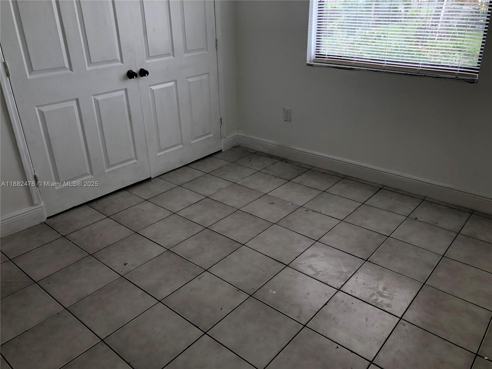 DIXIE HEIGHTS GARDEN - Residential