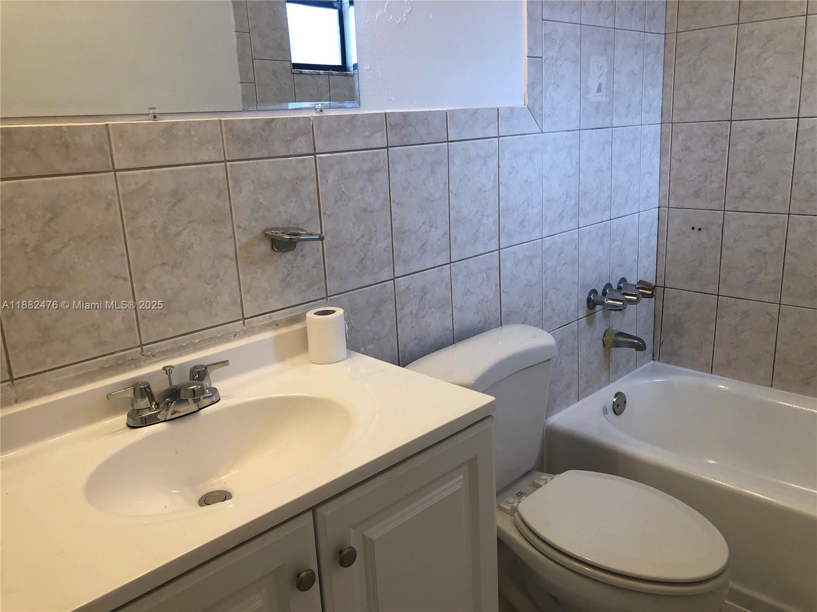 DIXIE HEIGHTS GARDEN - Residential