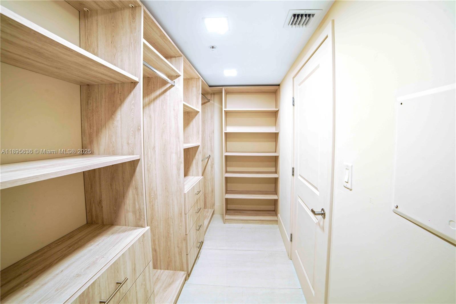 400 SUNNY ISLES CONDO WES - Residential