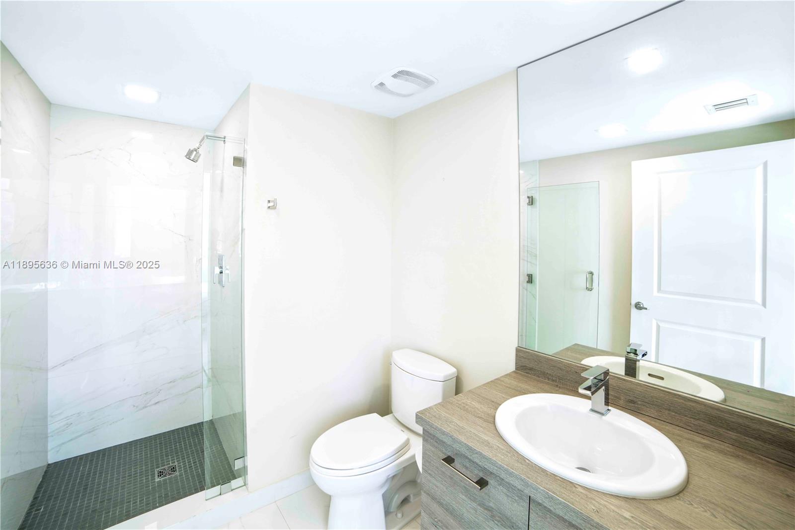 400 SUNNY ISLES CONDO WES - Residential
