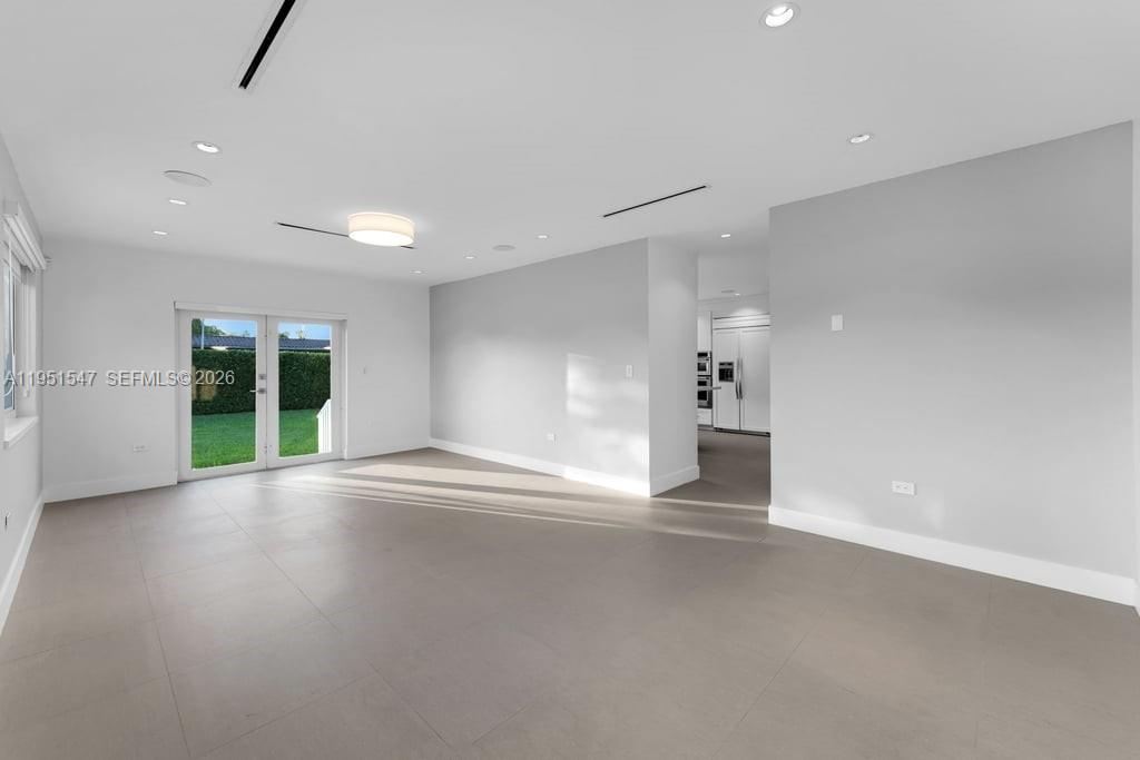 CORAL WAY HOMESITES - Residential